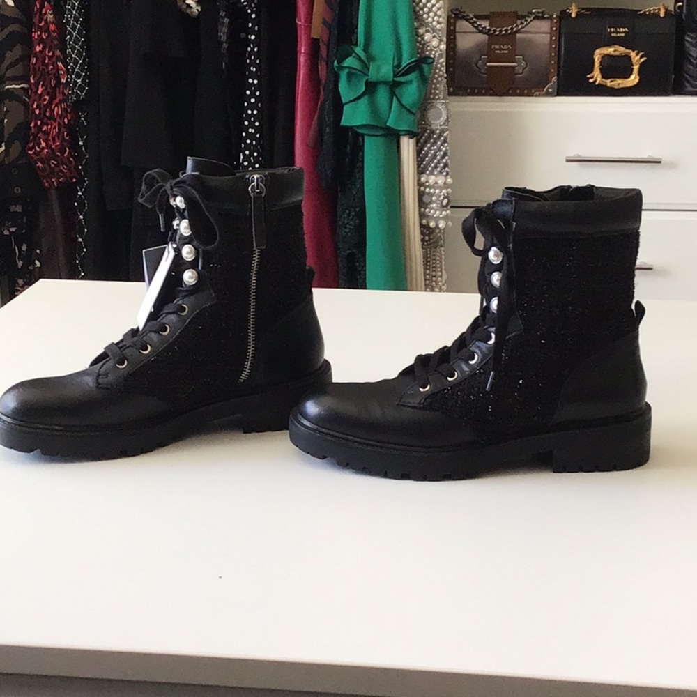 Zara Bootie - Picture 2 of 7